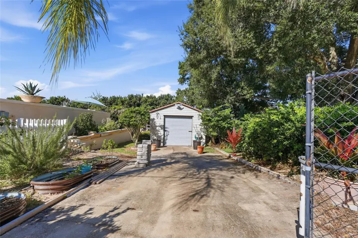 Storage shed