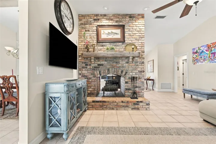 See through fireplace