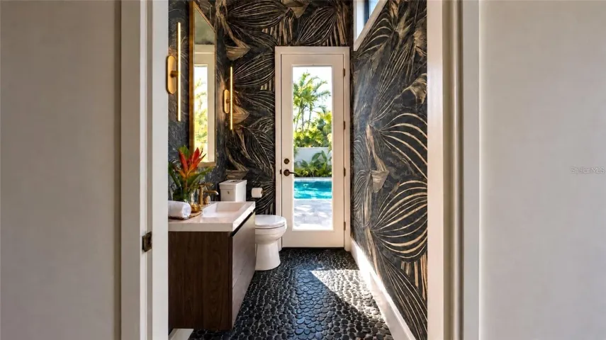 Pool bath, with virtual staging.