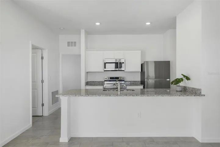 Kitchen bar counter