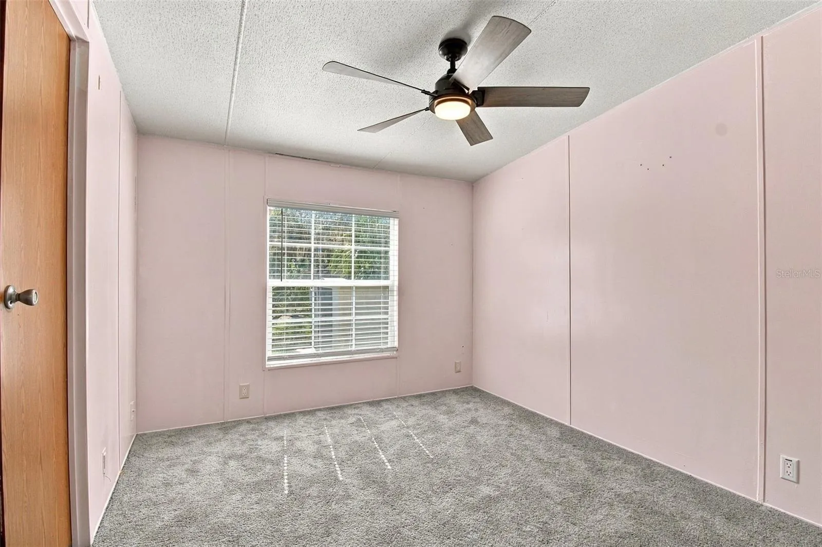 Guest bedroom 1