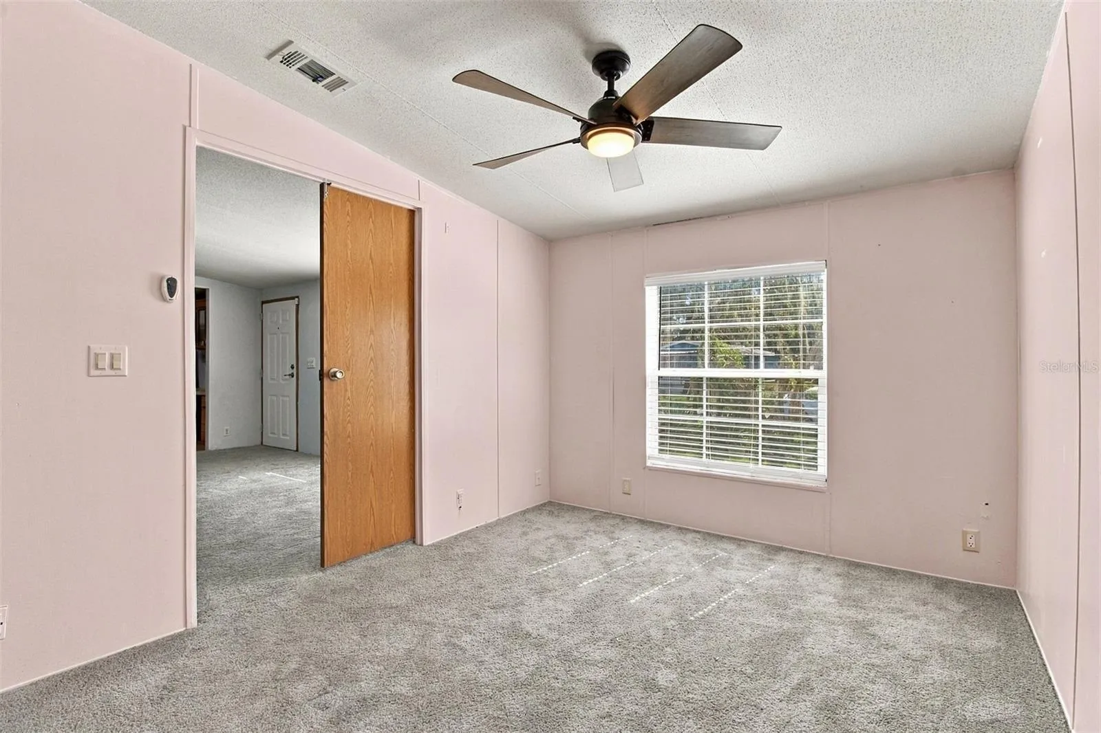 Guest bedroom 1