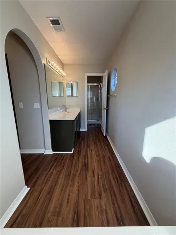 Primary En-Suite Bathroom