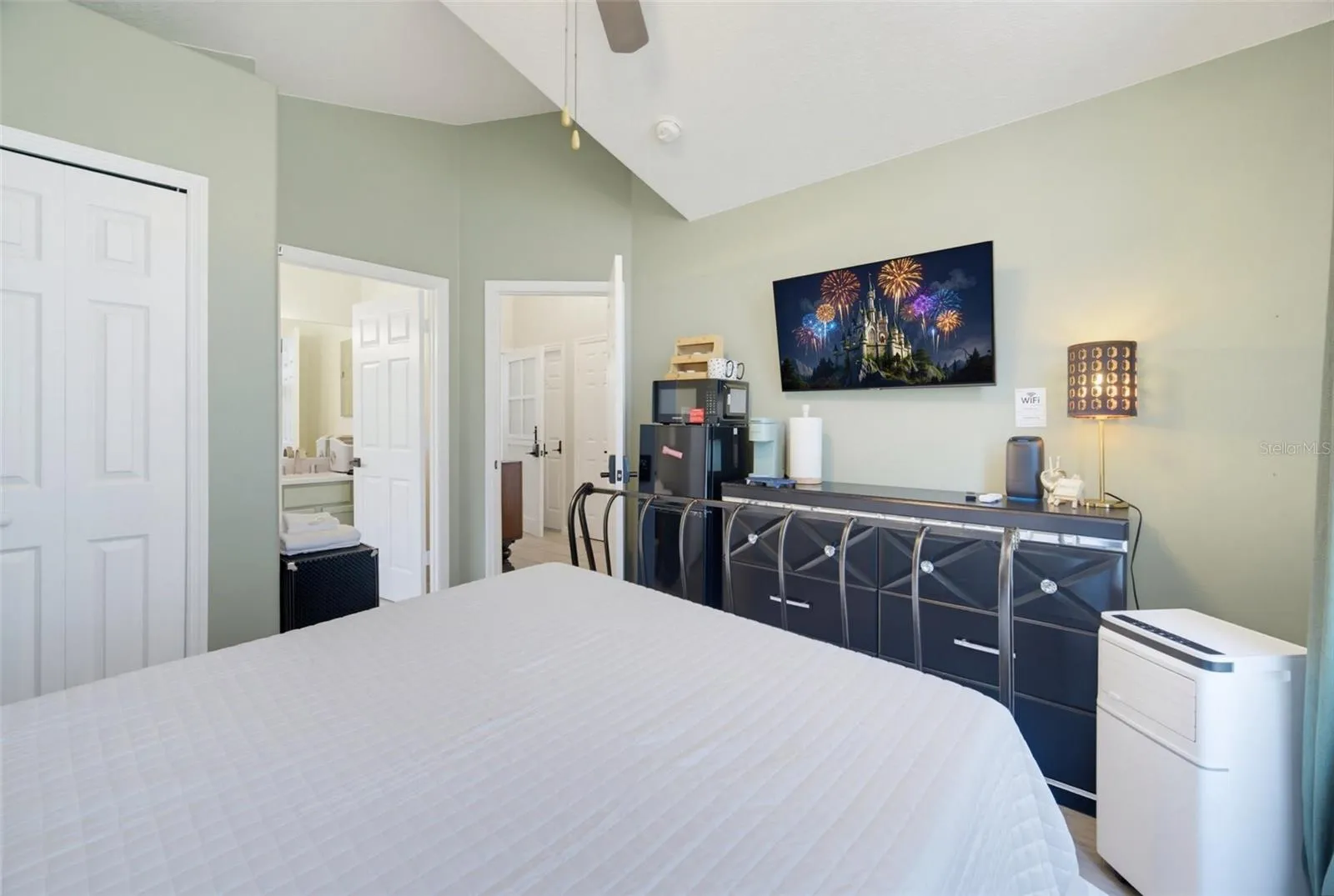 In-law suite bedroom