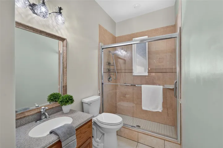 Guest bath 2
