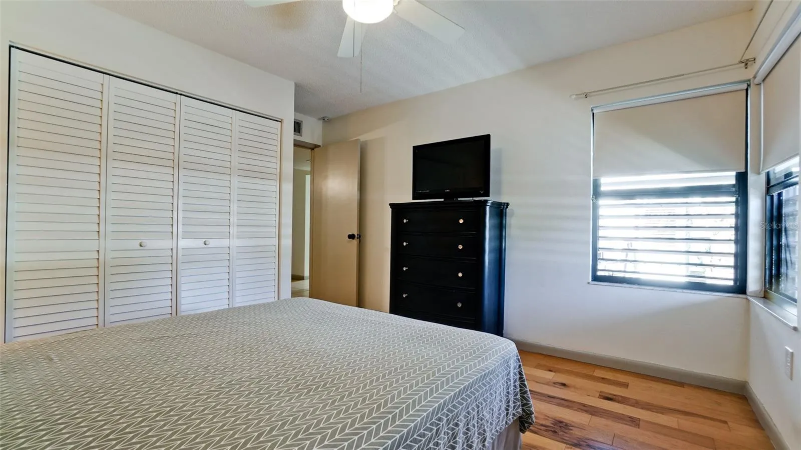 Plenty of natural light