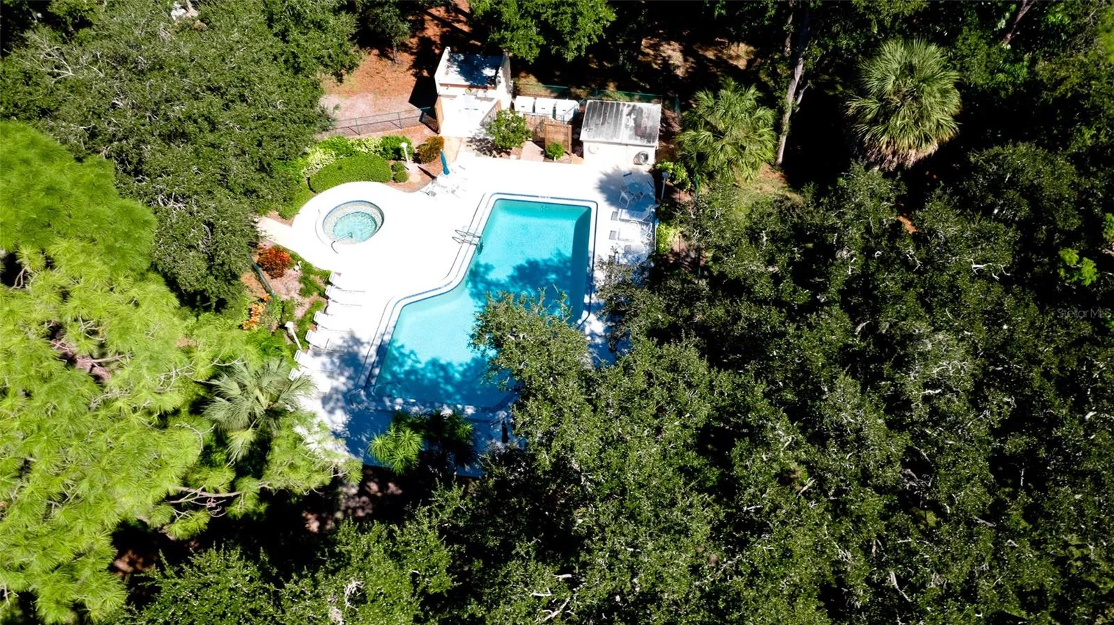 Both pools have hot tubs & restrooms