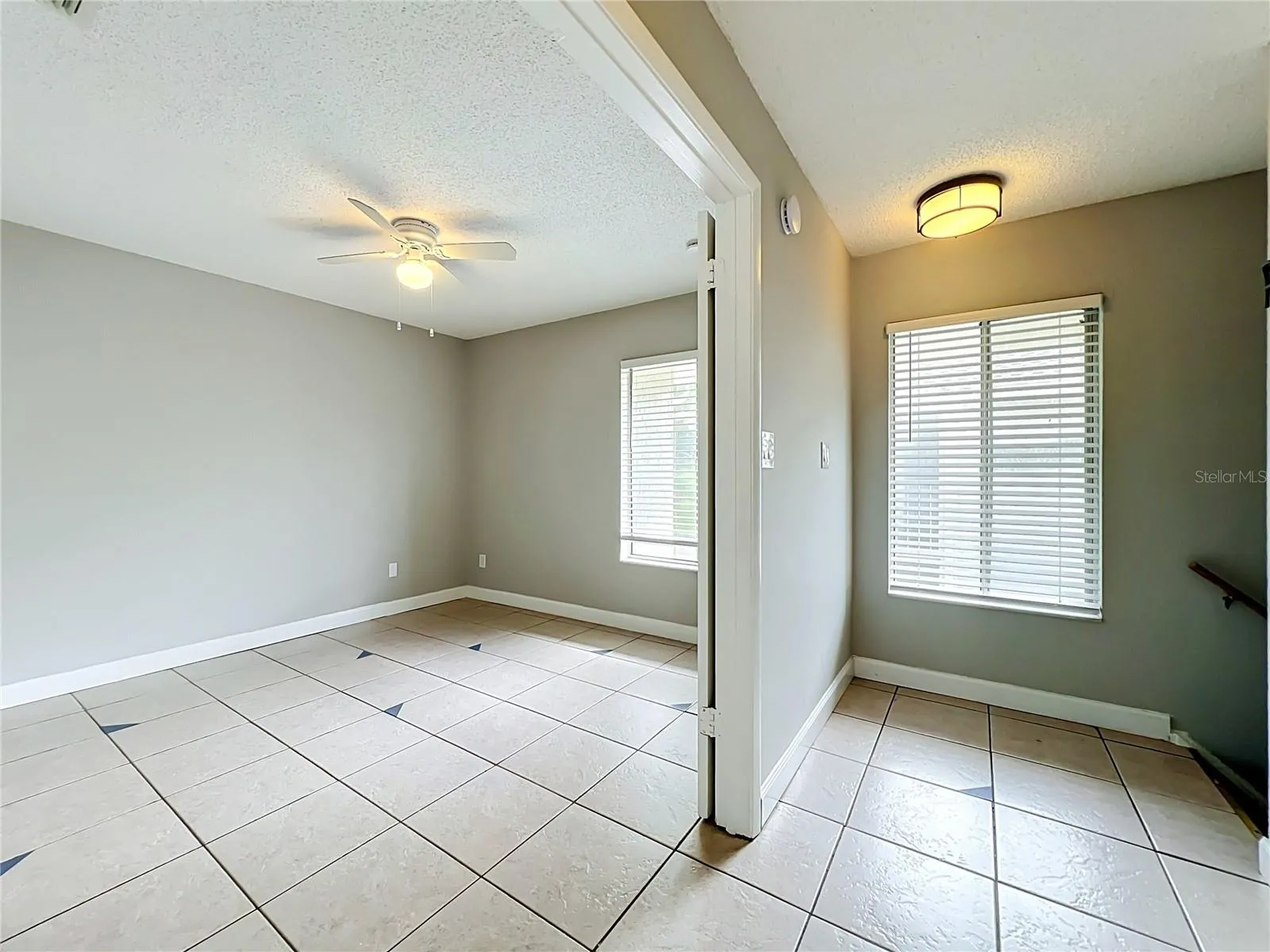 4370 White Pine Ave, Orlando FL 32811