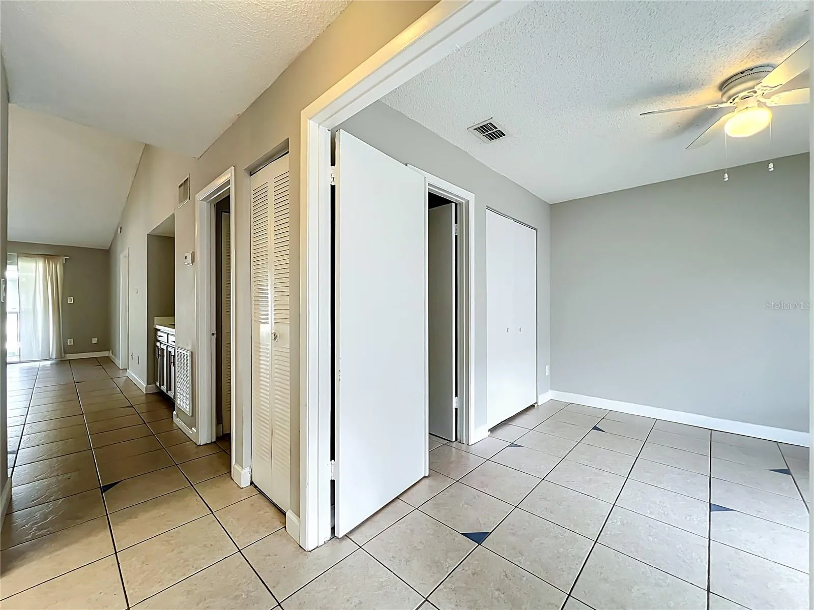 4370 White Pine Ave, Orlando FL 32811