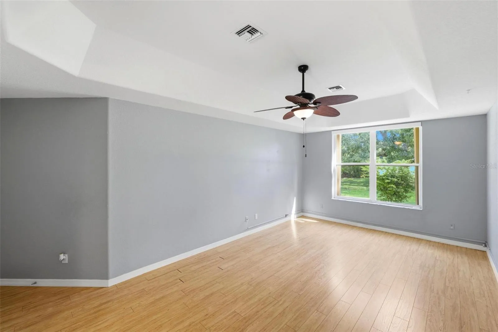 Primary suite
