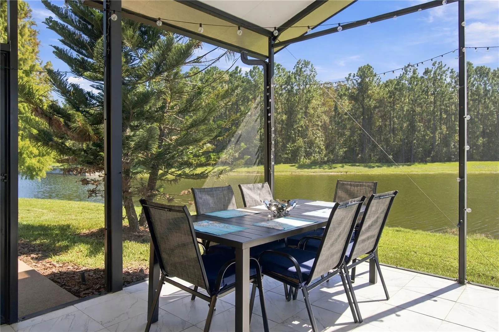CONSERVATION BACKDROP FOR EVEN MORE PRIVACY
