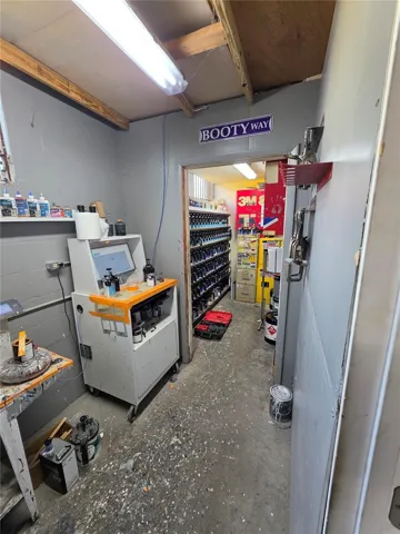 Paint storage