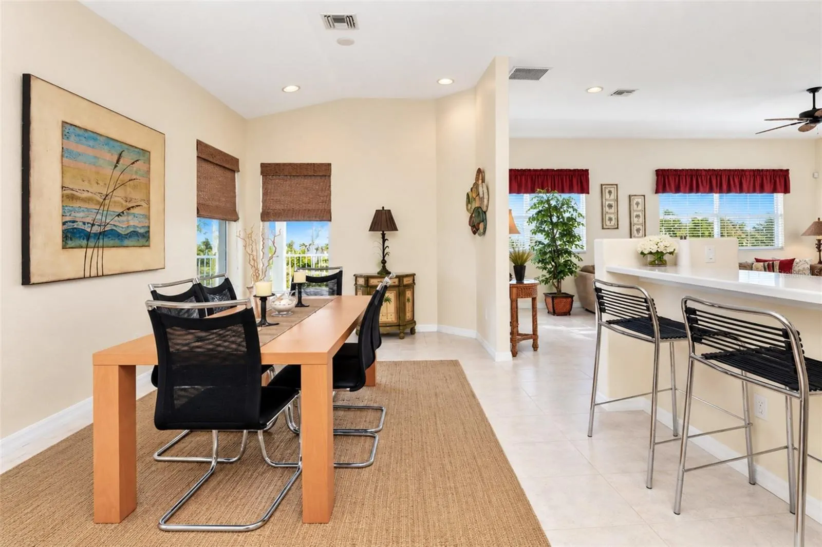 Dining Room - Kitchen