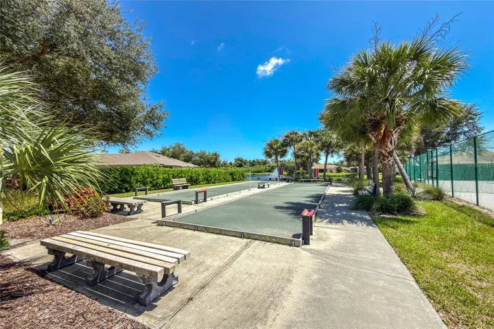 Oak Forest Amenities