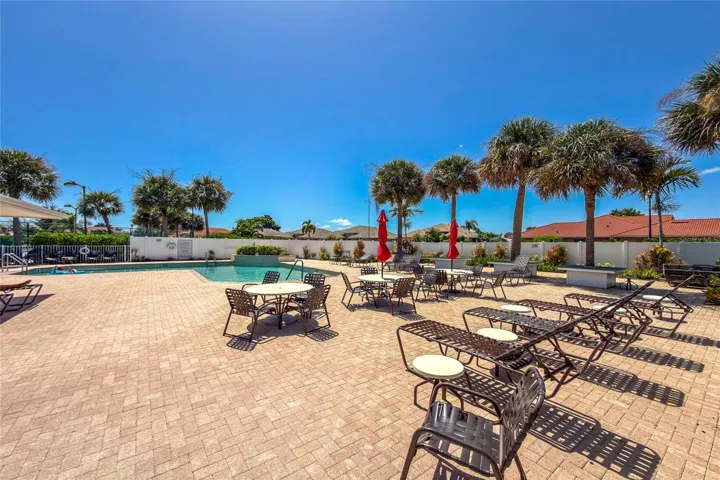 Oak Forest Amenities