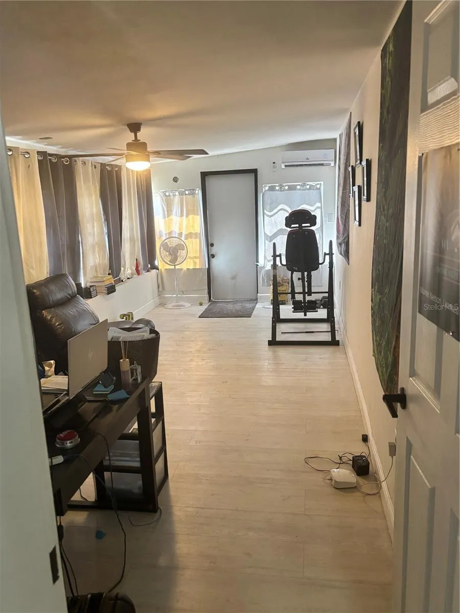 FL Room