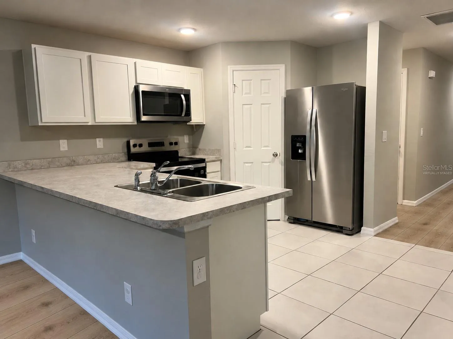 Kitchen peninsula