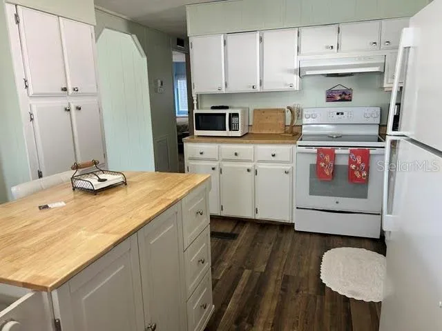 Kitchen Island