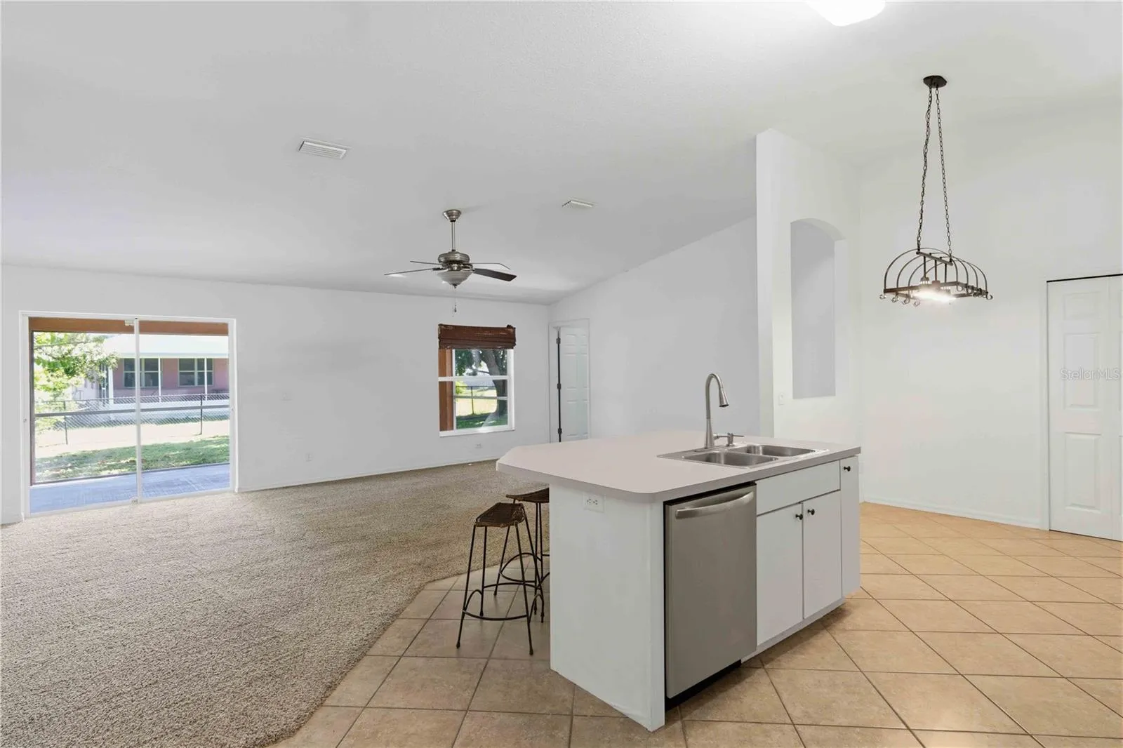 Kitchen / living room