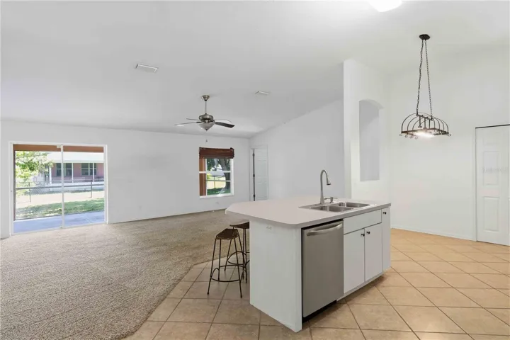 Kitchen / living room