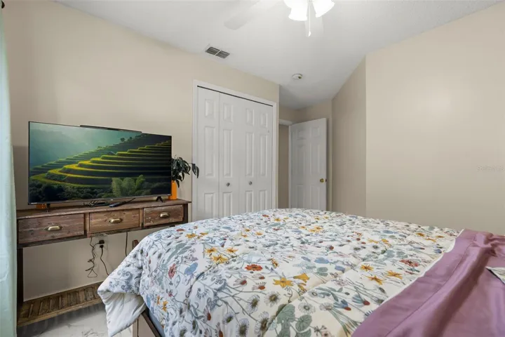 Guest room #1