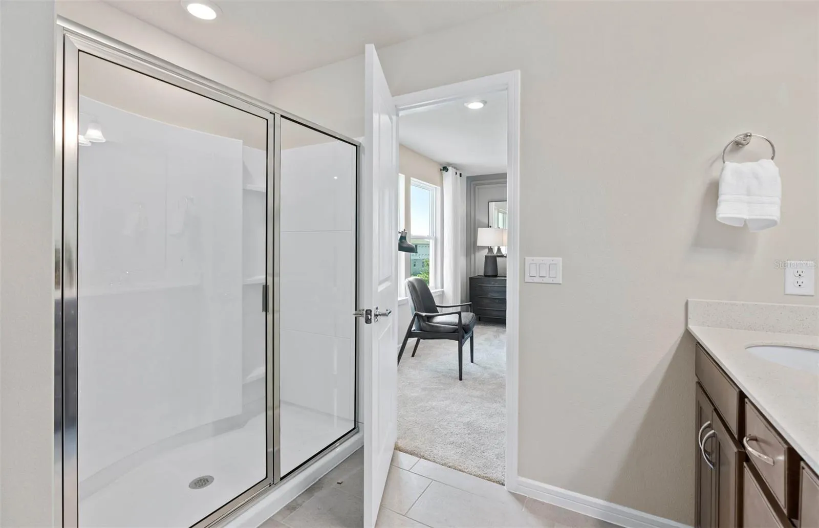 Model Home Design Only. Pictures and furnishings are for illustrative purposes only. Elevations, colors and options may vary. Furniture is for model home staging only.