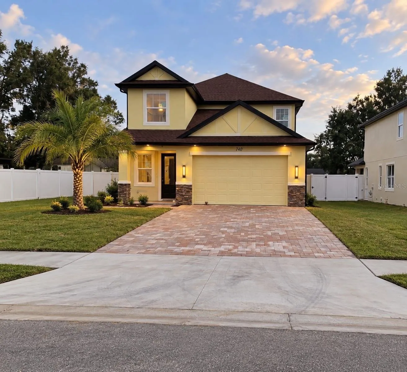 740 MAGNOLIA STREET