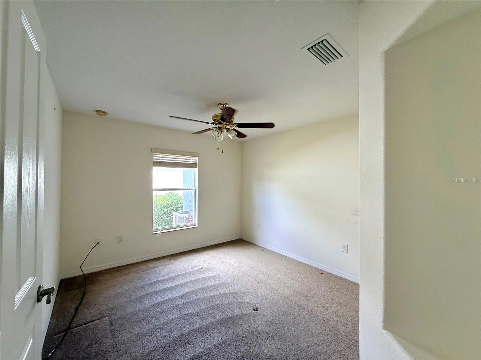 Guest or Den
