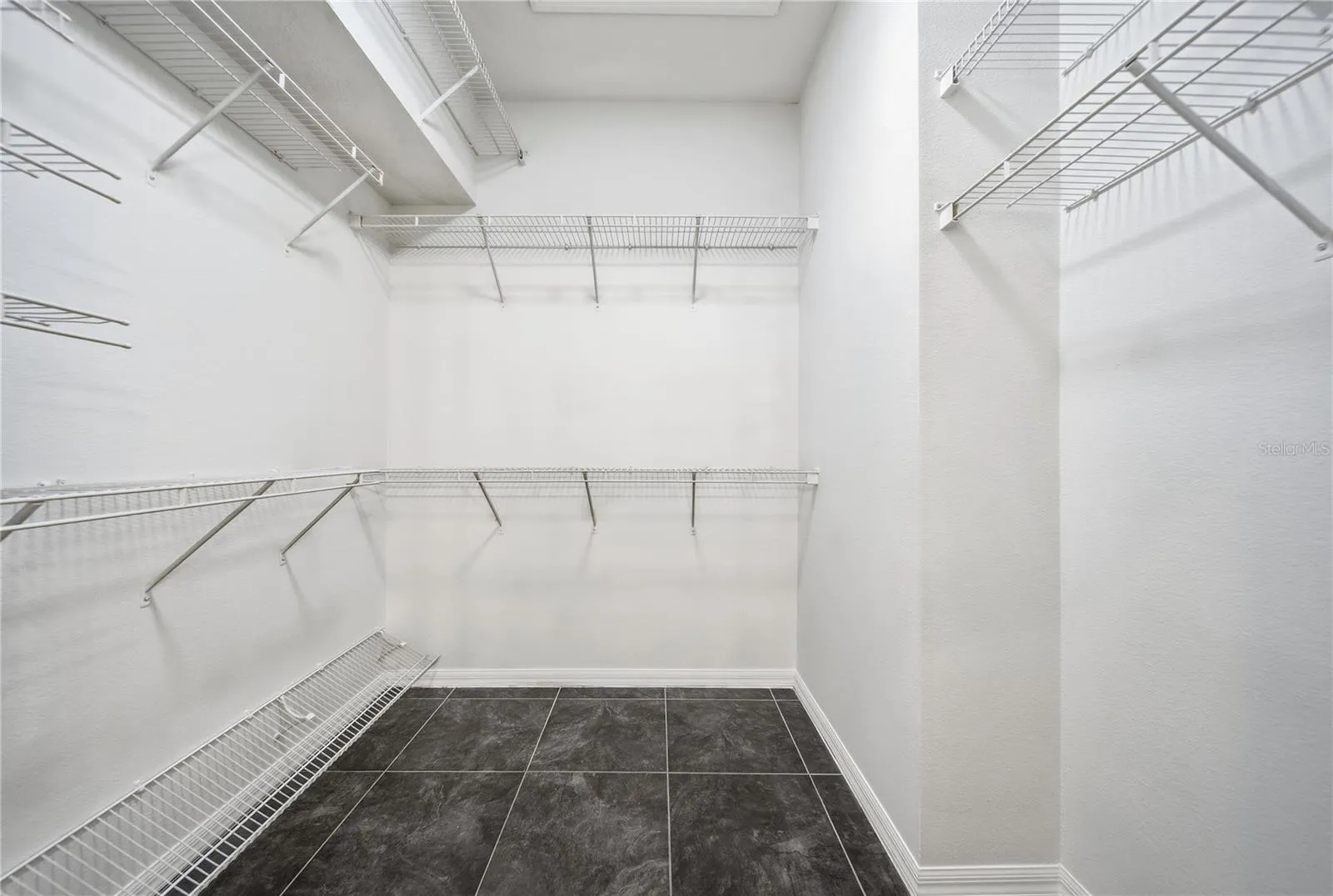 Large Primary Walk in Closet