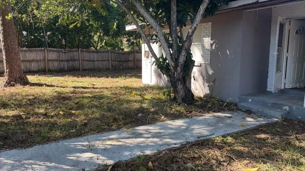 Private fenced yard