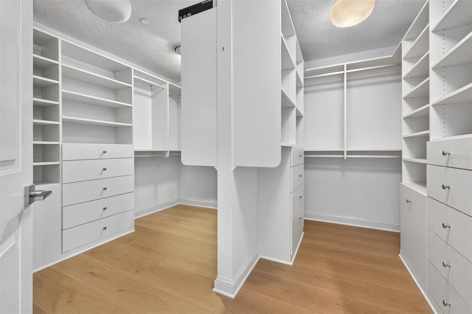 Custom Walk in Closet
