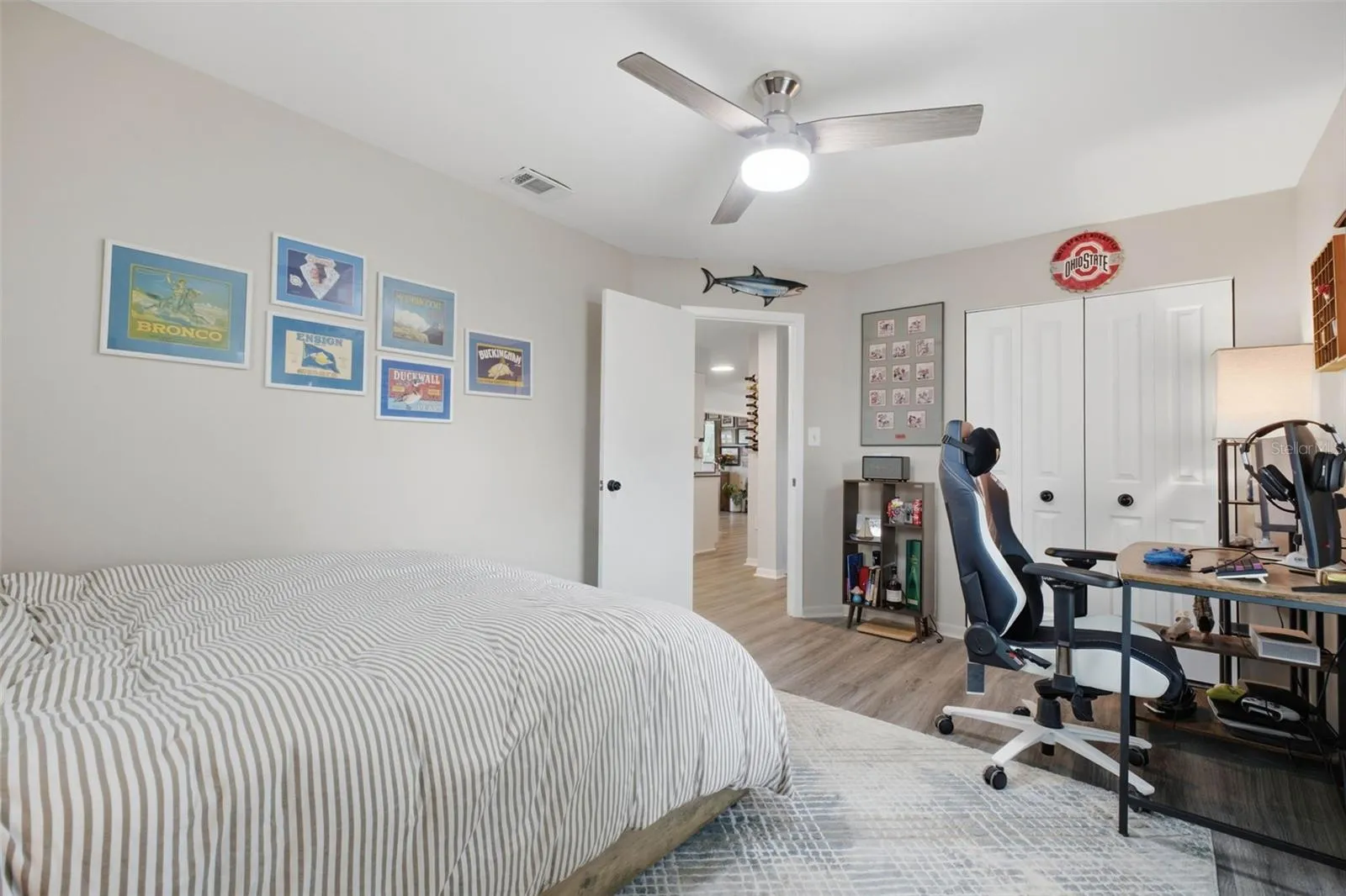 BEDROOM 2
