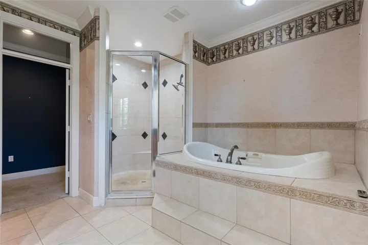 2nd Floor Primary Bathroom