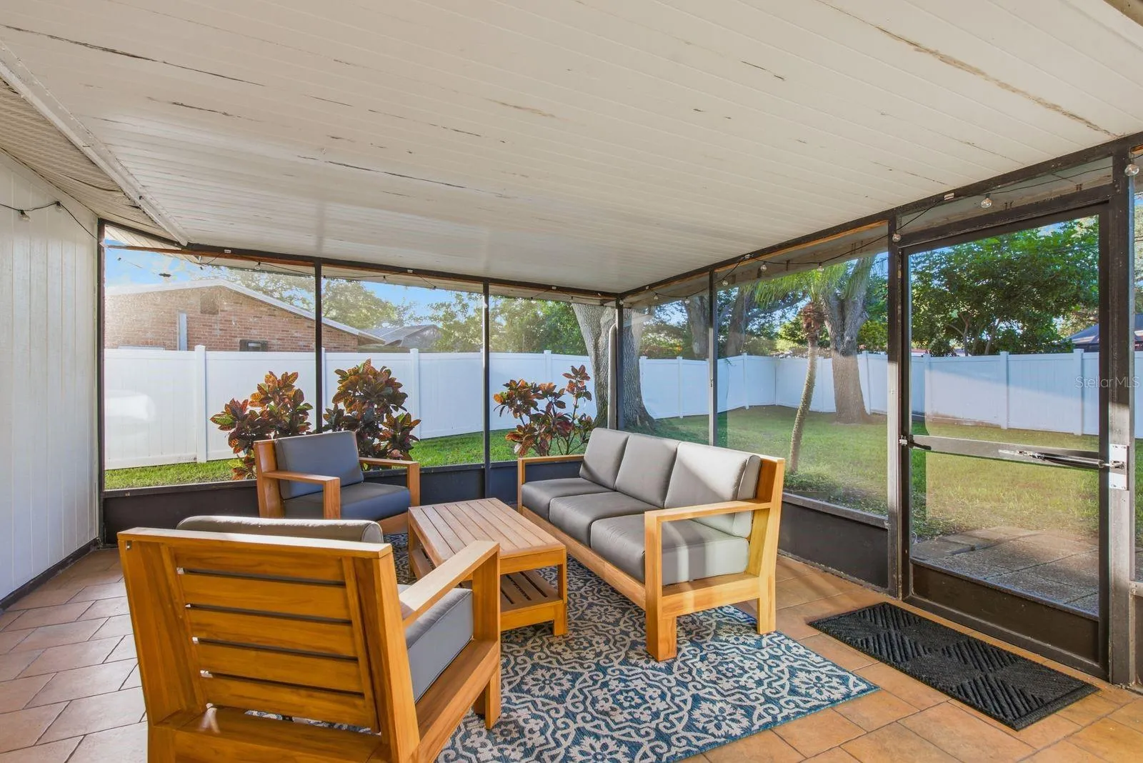 Spacious Patio