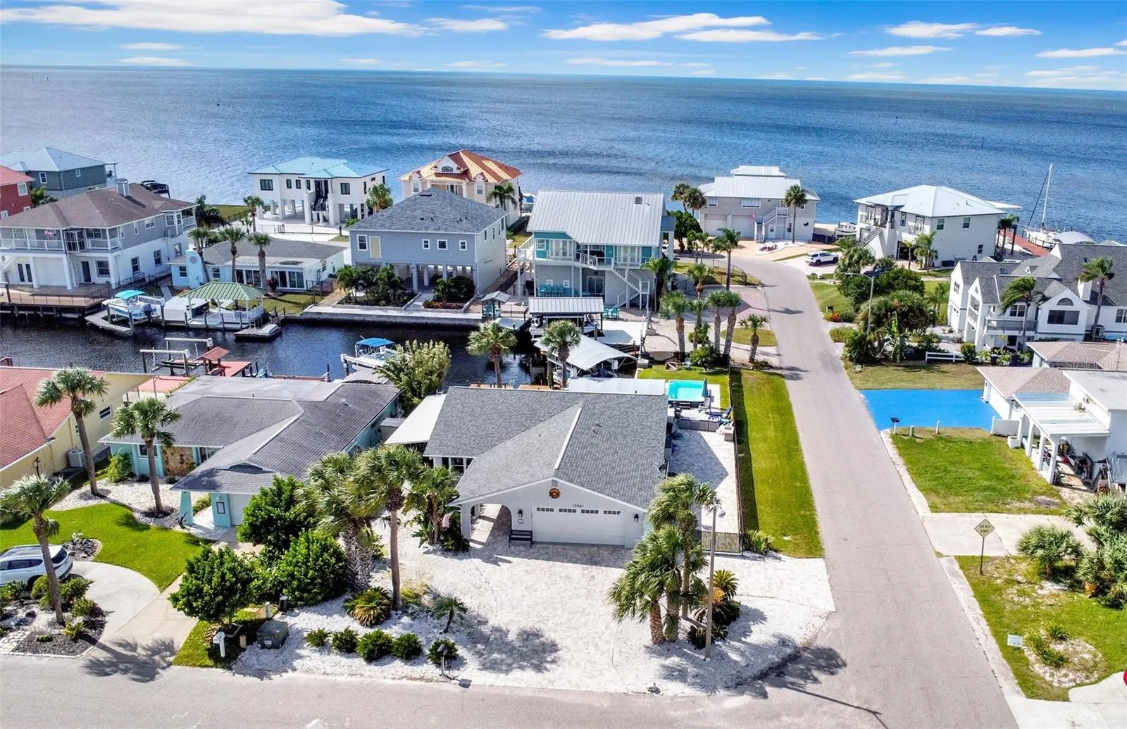 Beautiful Home ~ On Canal ~ Gulf Beyond