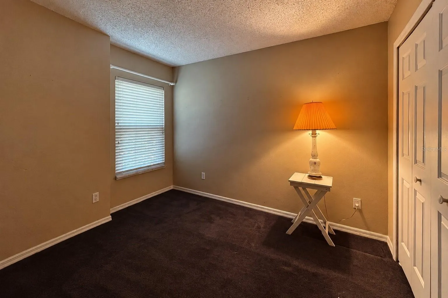 Bedroom 2/Den