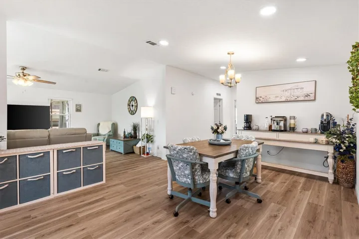 Vaulted Ceilings make it so airy