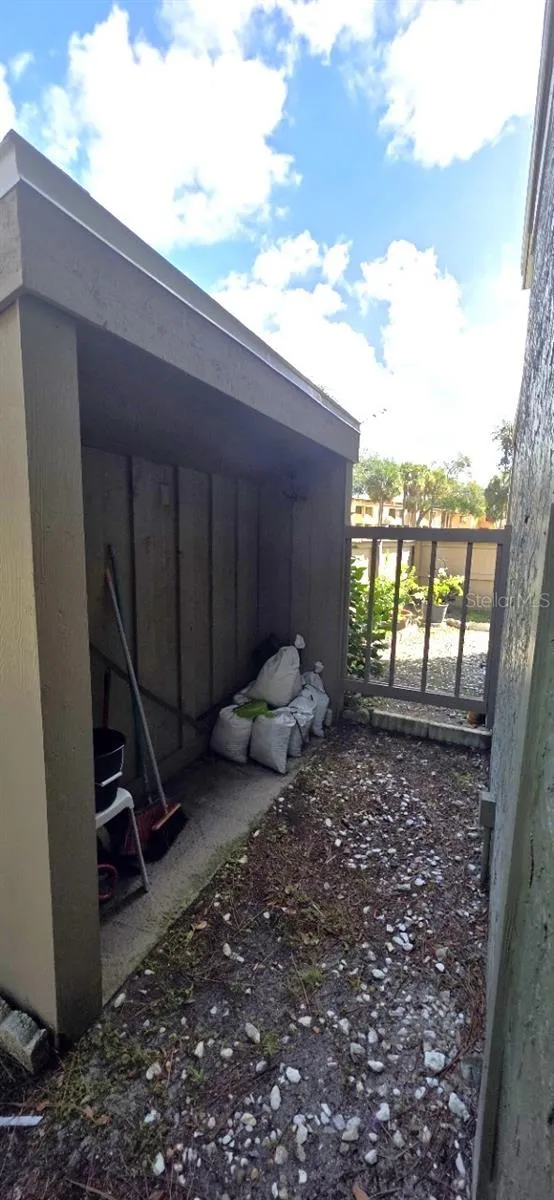 Open Outside Storage