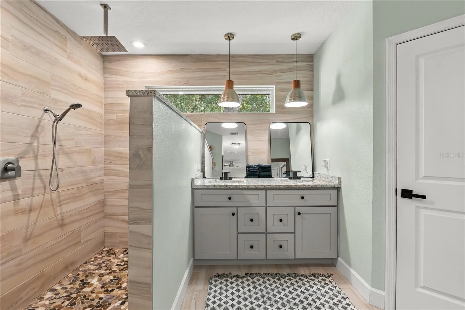 Primary suite bathroom