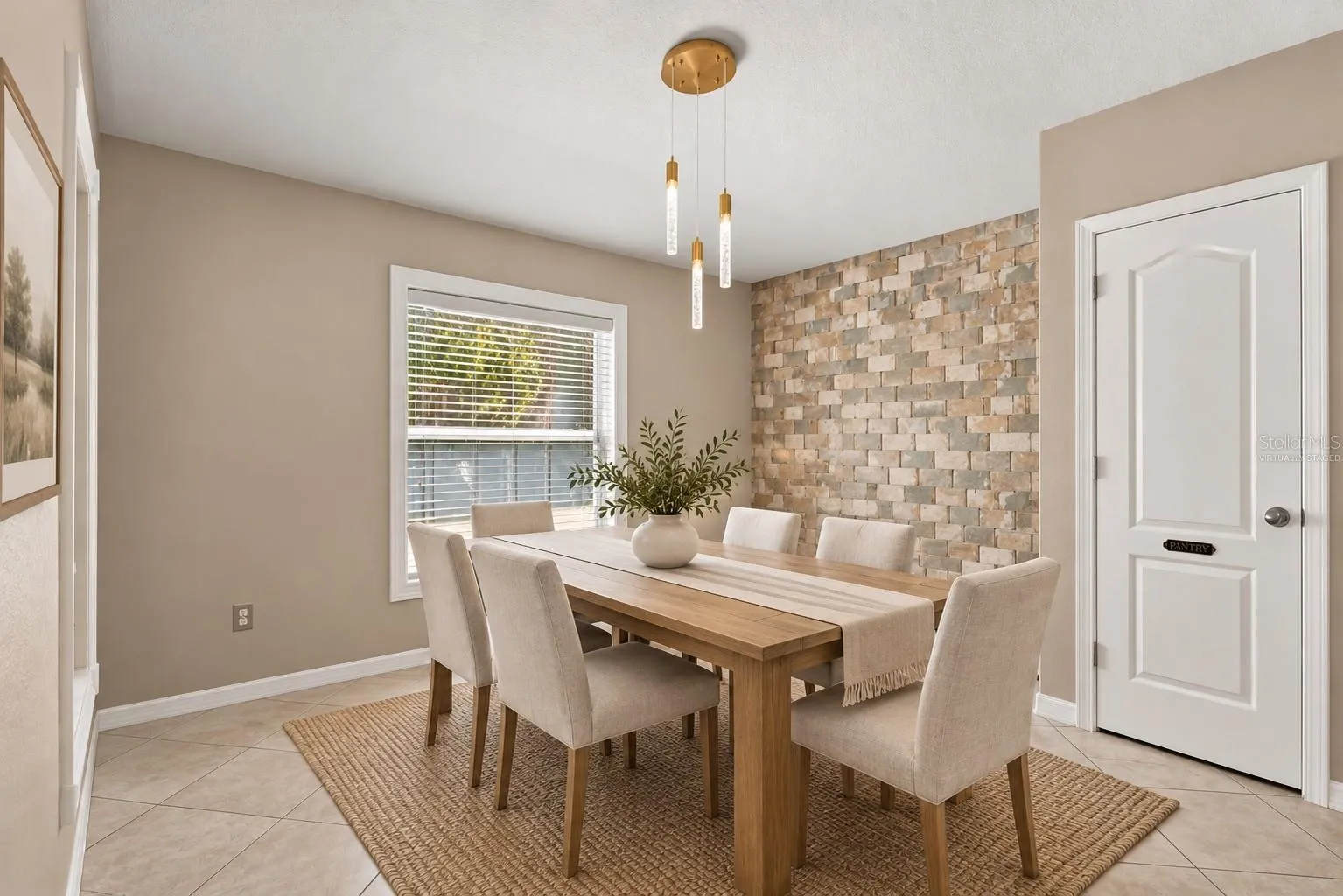 dining room virtually staged for visual