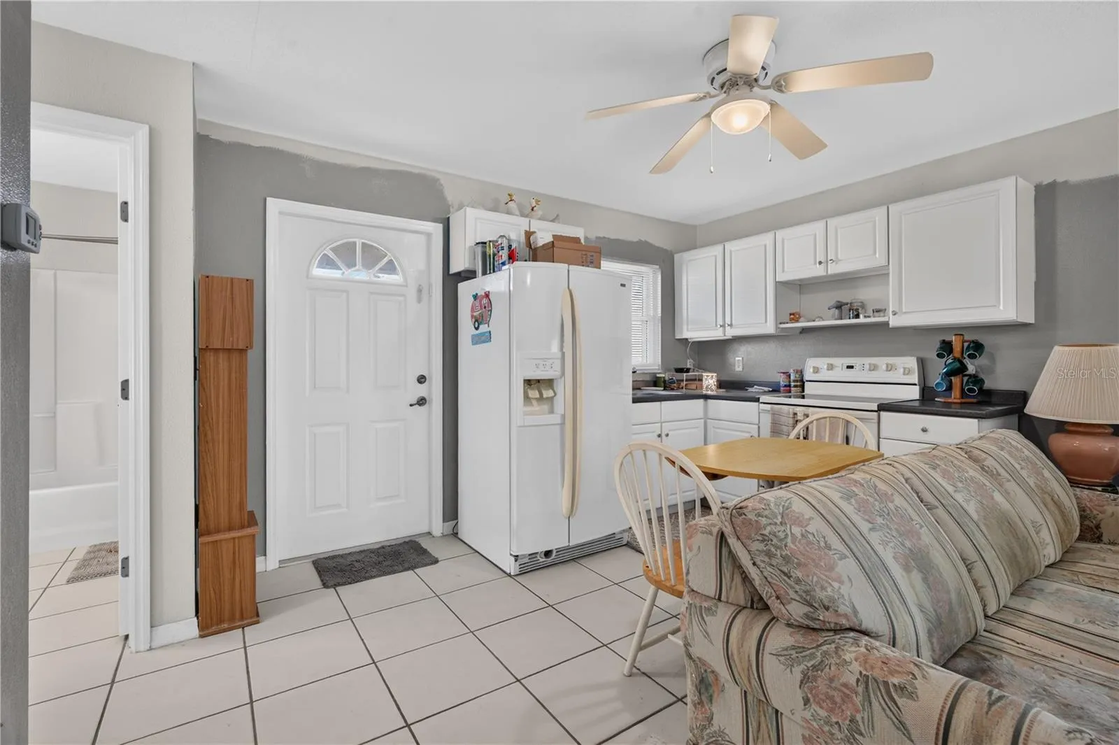 Inlaw suite Kitchen and Dining
