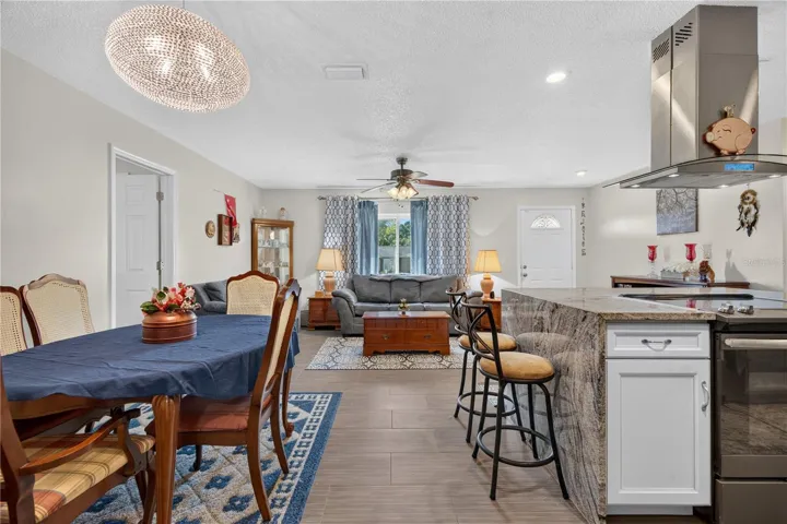 Dining/kitchen/ Living Combo
