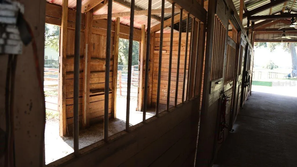 BARN1
