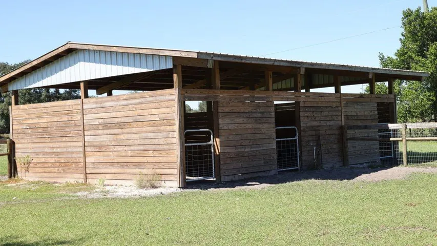 BARN 2