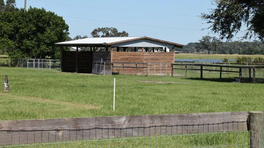 BARN 2