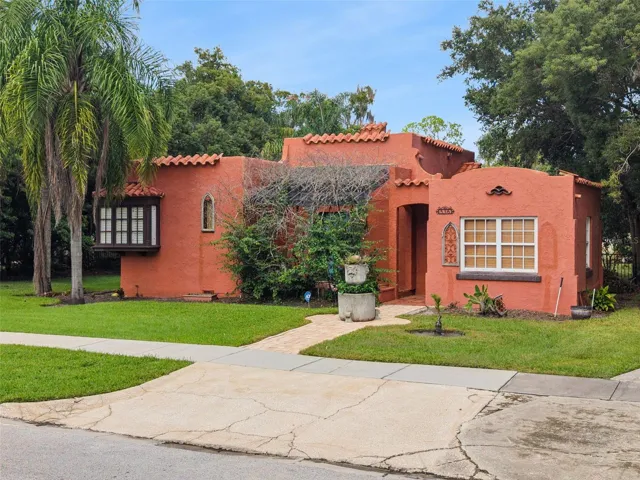 Welcome to 536 Valencia Street—Spanish Mediterranean character in Sanford’s Golf Cart District