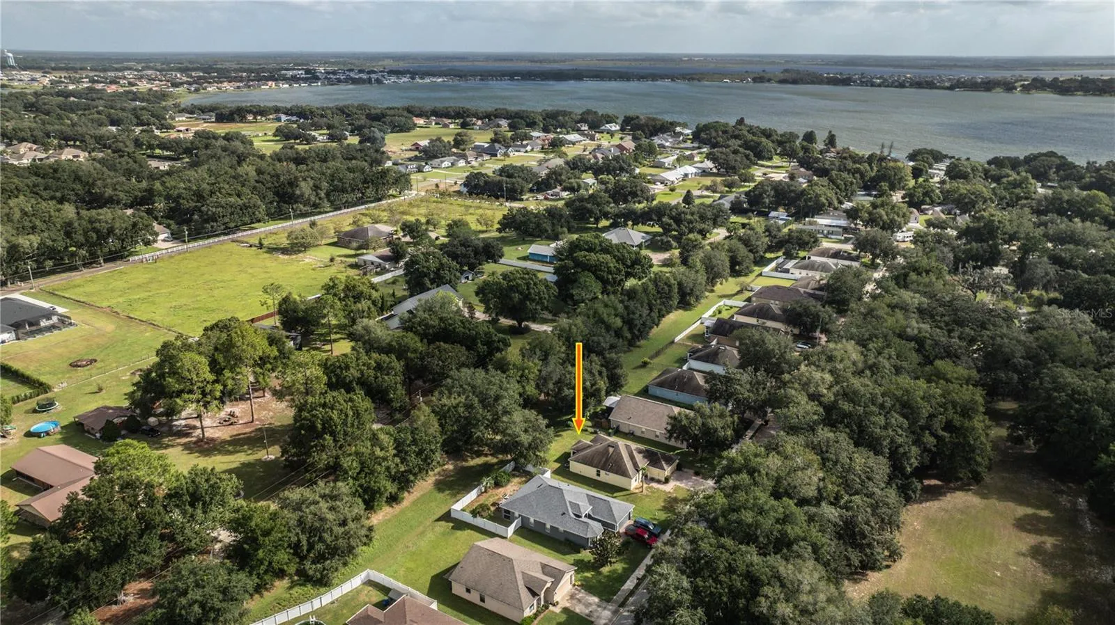 Aerial with arrow