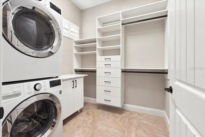 Primary Closet 2