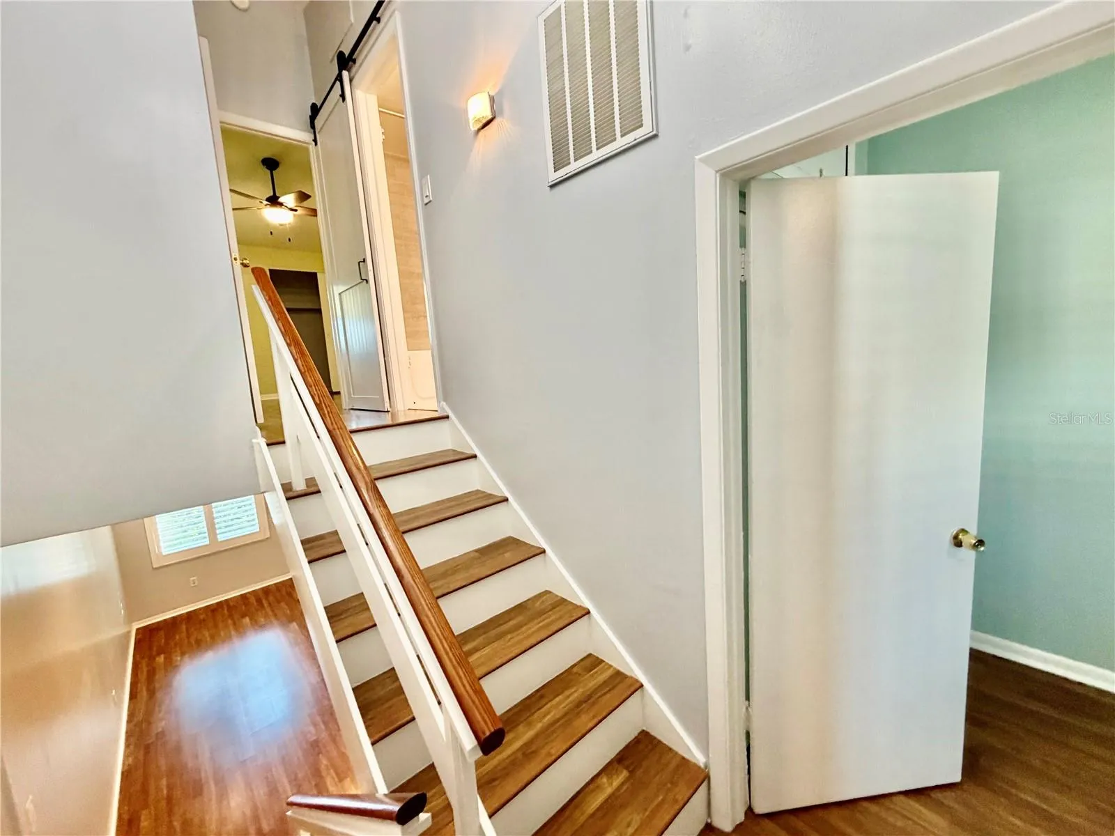 This shows that the bedrooms are each on their own split floor
