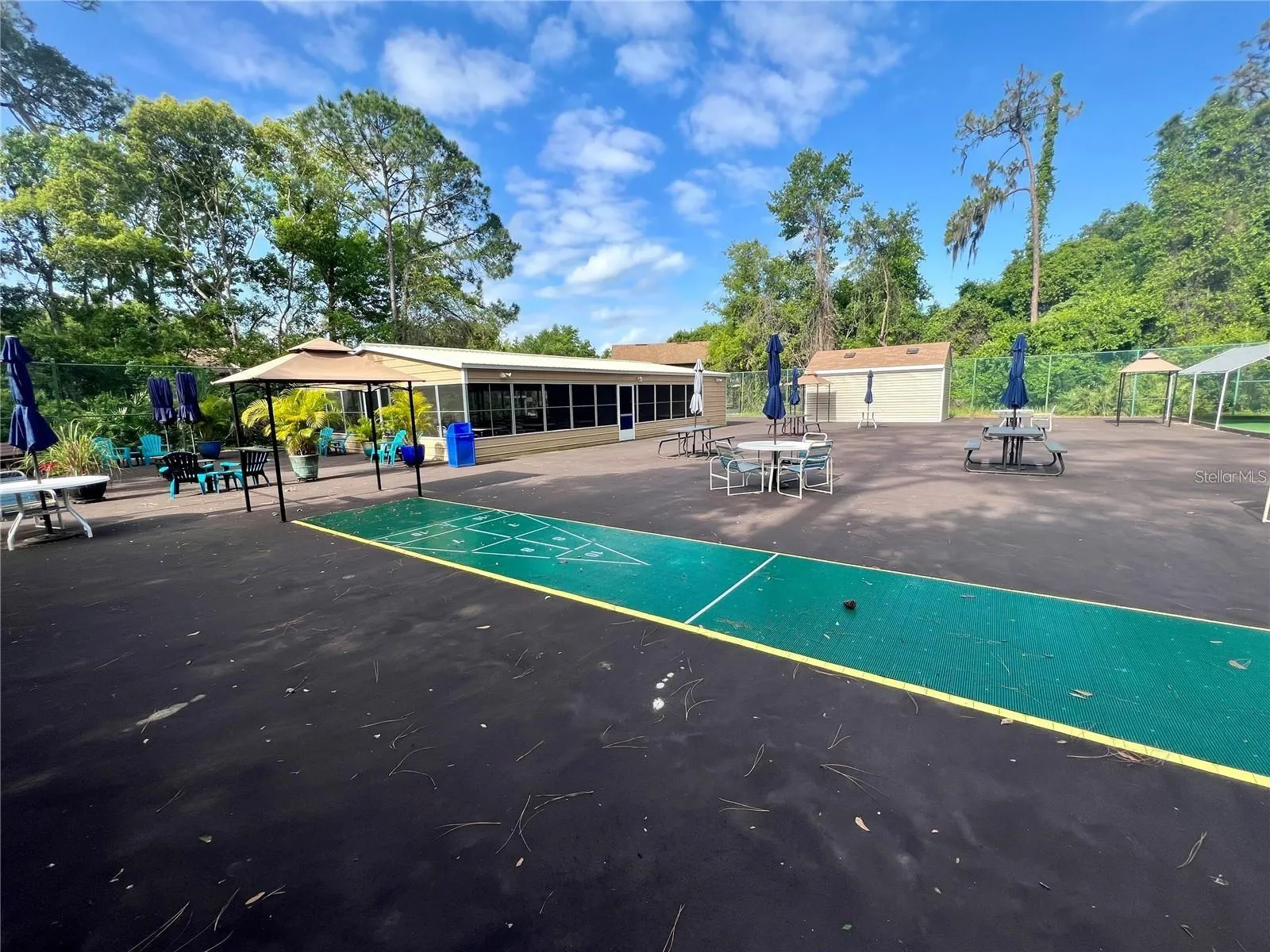 REC AREA